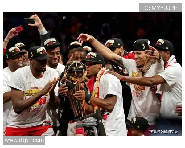 猛龙队击败国王队，伦纳德贡献全队最高32分